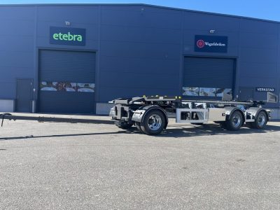 3-axlig Lastväxlarvagn med tipp
